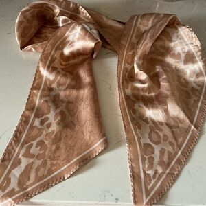 Aldo bias leopard print satin pink scarf